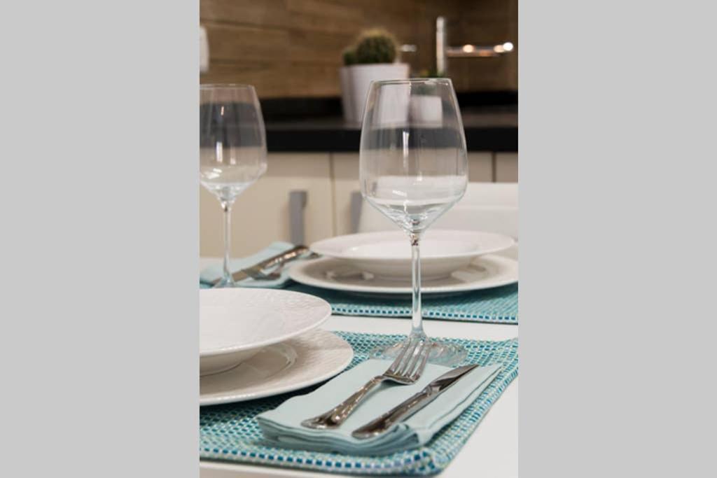 New!!! Luxury City Center & Private Terrace Málaga Eksteriør billede